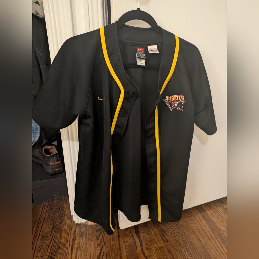 Vintage 90s Pittsburgh Pirates Jersey